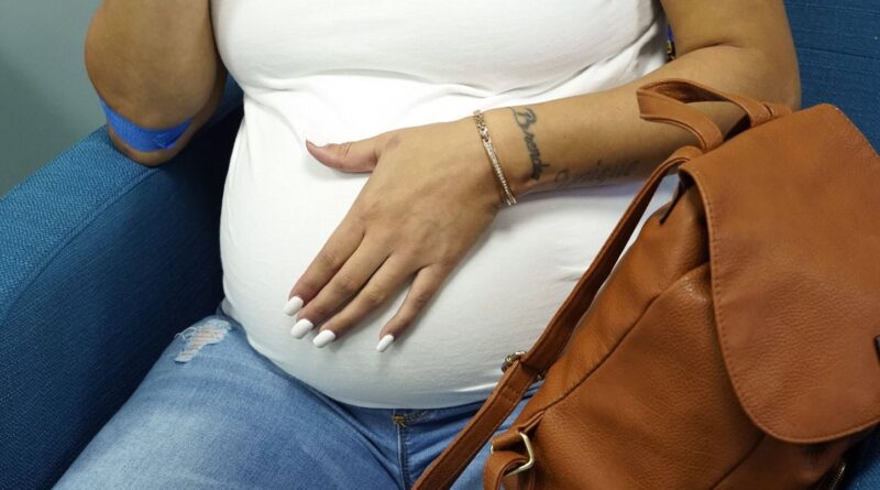 Une Grecque donne naissance à une fille d'un embryon congelé 22 ans.