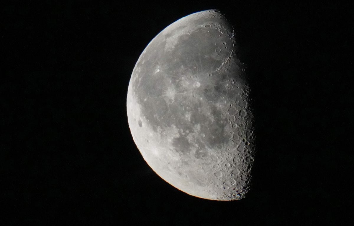 Vénus alignée avec la Lune : une photo rare sélectionnée par la Nasa