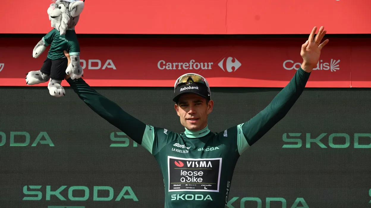 Vuelta 2026 : Wout van Aert triomphe à Cordoue avec une masterclass tactique