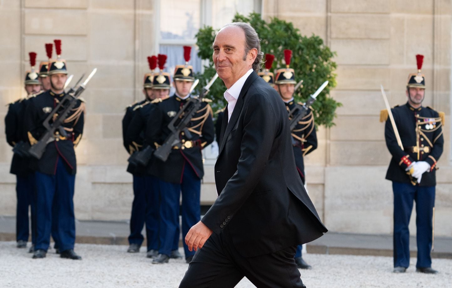 Xavier Niel en pole position pour acquérir 60 millions de consommateurs