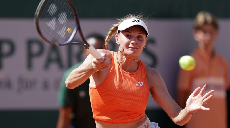 Yastremska montre son appartement détruit par un missile russe, seule une serviette de Roland-Garros a survécu
