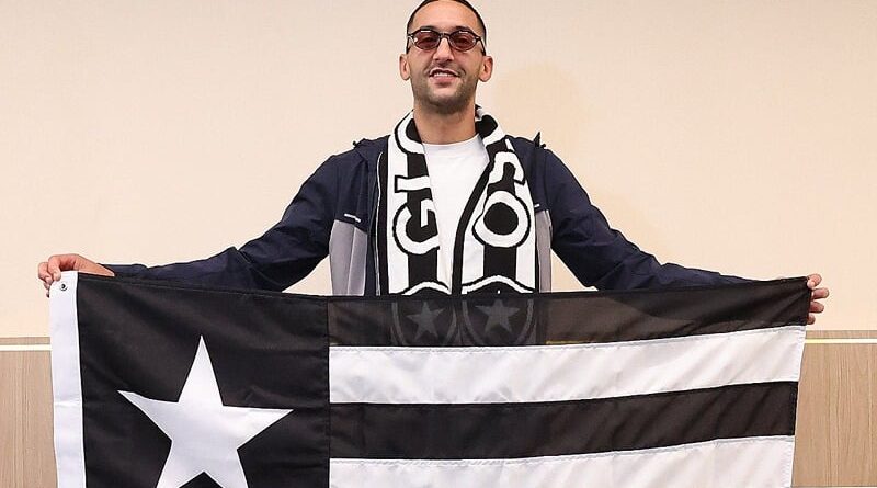 Ziyech arrive au Brésil et exprime son enthousiasme pour cette aventure