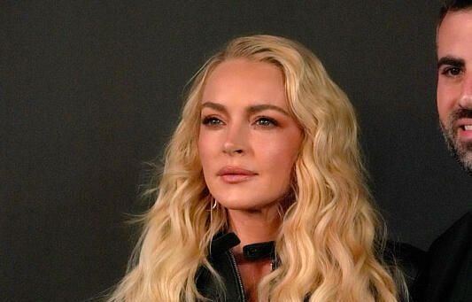 Lindsay Lohan retrouve la maison des Heron de Lolita malgré moi pour le tournage de Return to You à Toronto