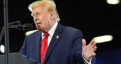 Trump accuse l’Iran du déroutement d’un vol FlyDubai et menace de frapper à nouveau